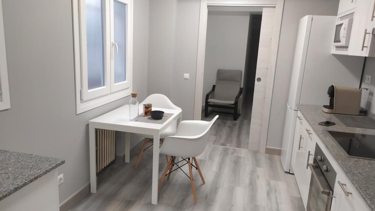 Mirrooms Oviedo Exterior photo