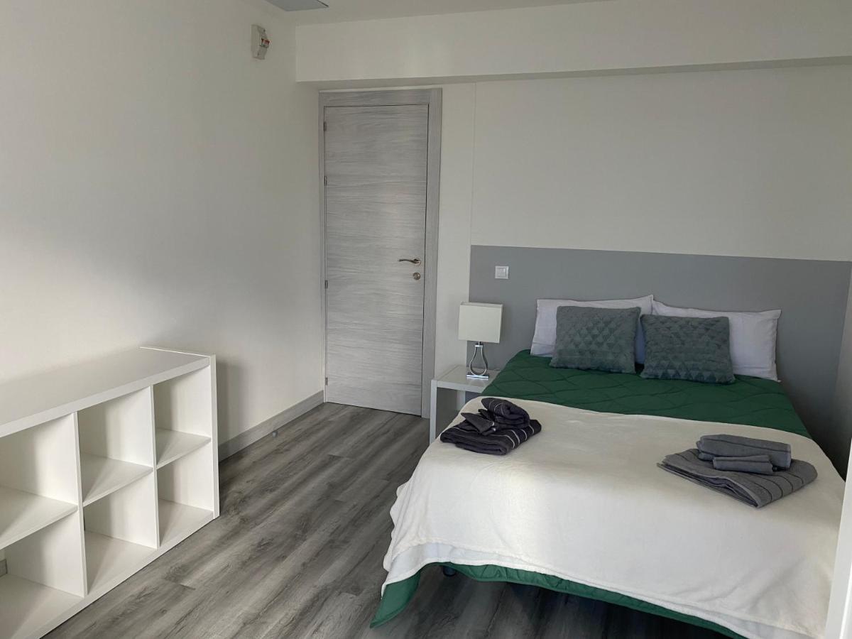 Mirrooms Oviedo Exterior photo